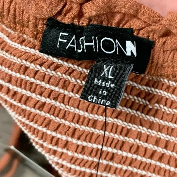 Fashion Nova Heads Up Linen Halter Top Cropped Linen blend Camel Size XL - Picture 9 of 13